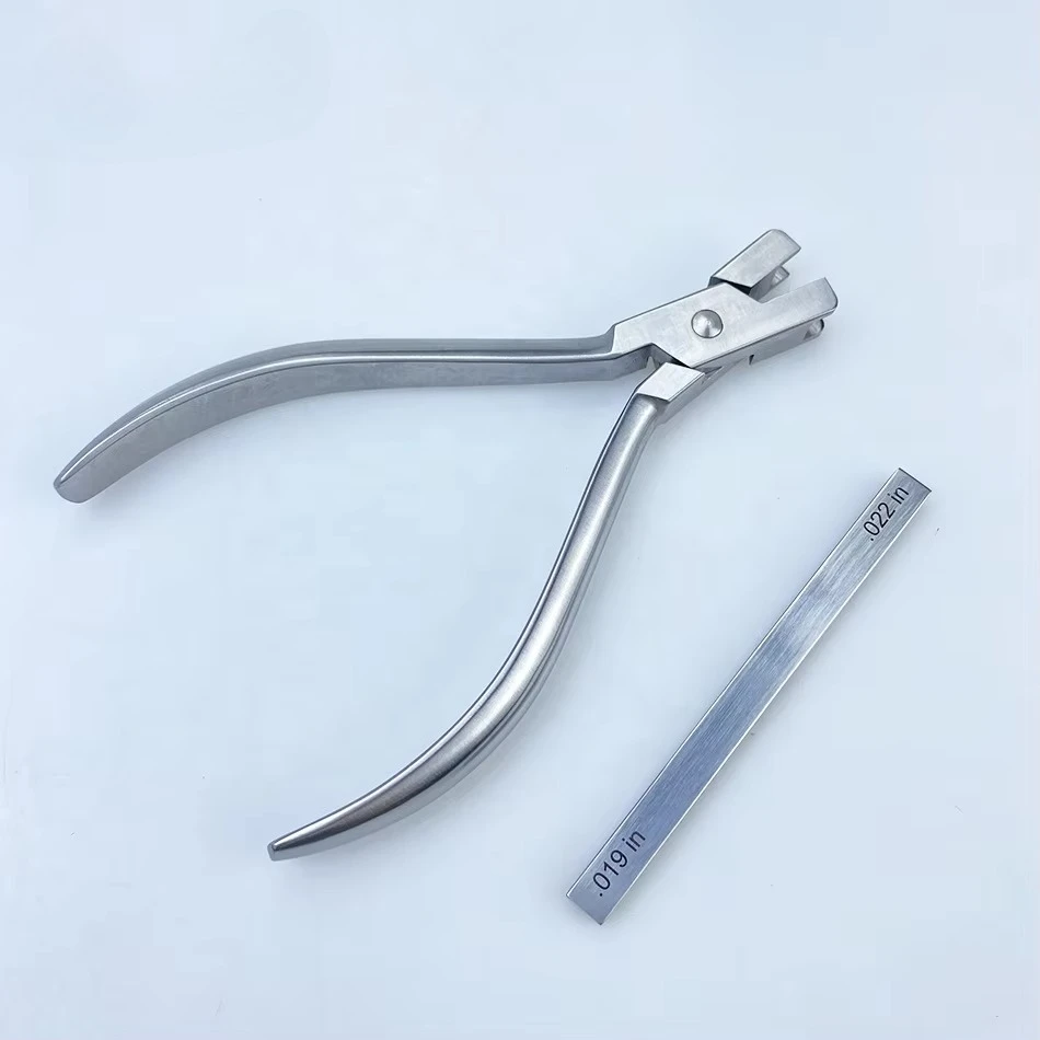 

High Quality DentalS Orthodontic Wire Twisting Forceps Orthodontic Curved Bird's Beak Forceps