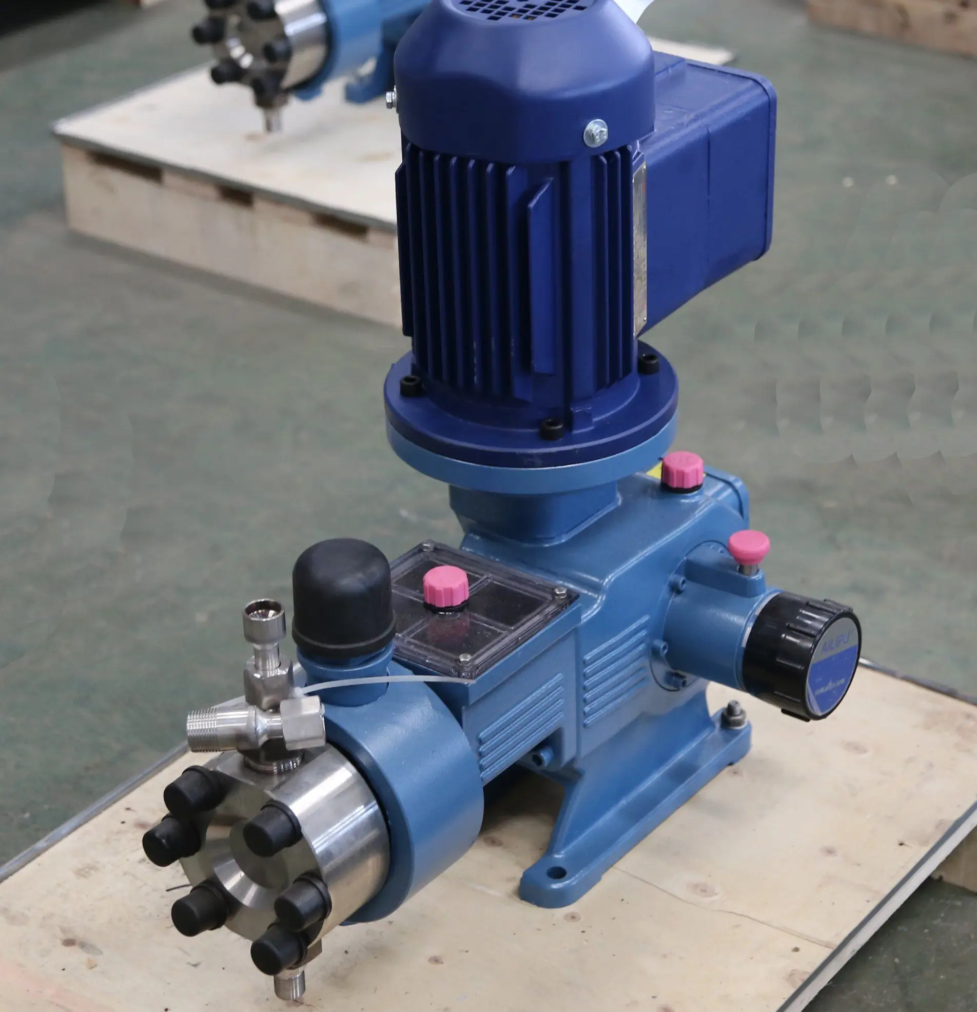 

Промышленный мембранный поршневой дозирующий насос серии Ailipu JYM1.6 с металлическим корпусом и электропитанием для полива