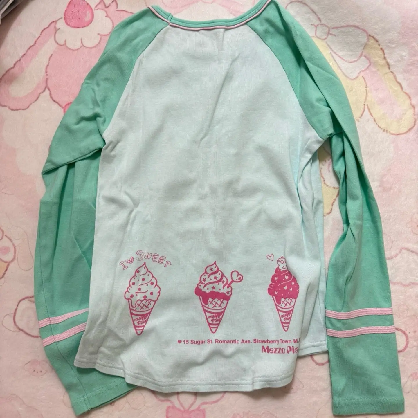 Japanische Cartoon-Mp-Kleidung für süße Töchter, Jojifuku Raglan-Langarm-T-Shirt, Frühlings-Oberteil mit süßem Eiscreme-Dessert-Print im Y2k-Stil