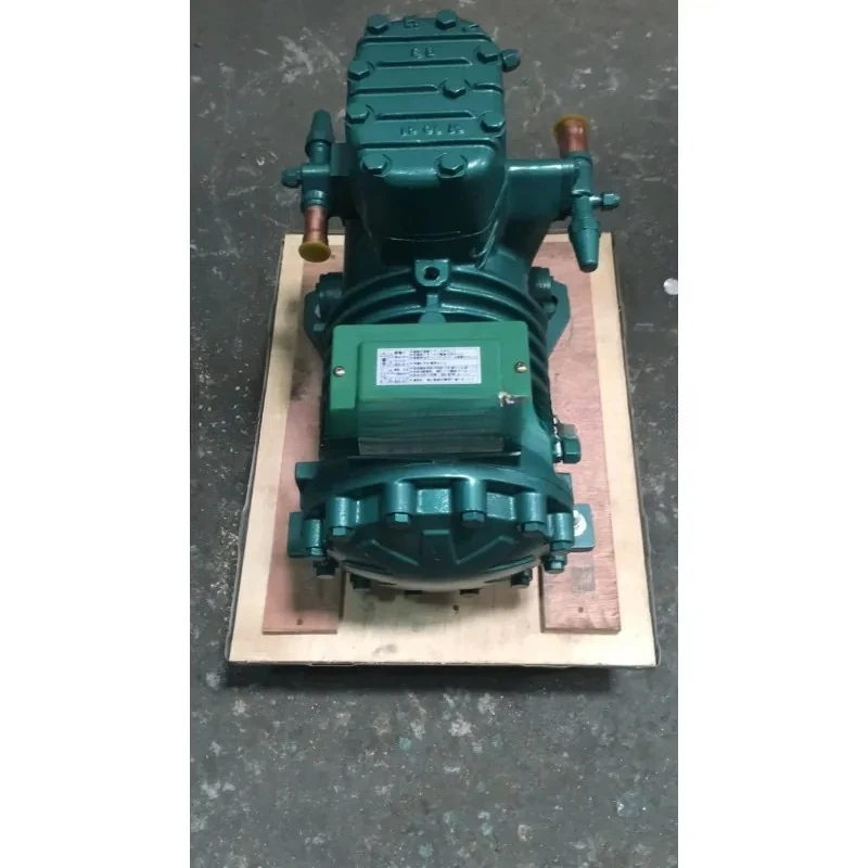 R22 Pana-sonic Semi Hermetic Compressor C-L28M8E