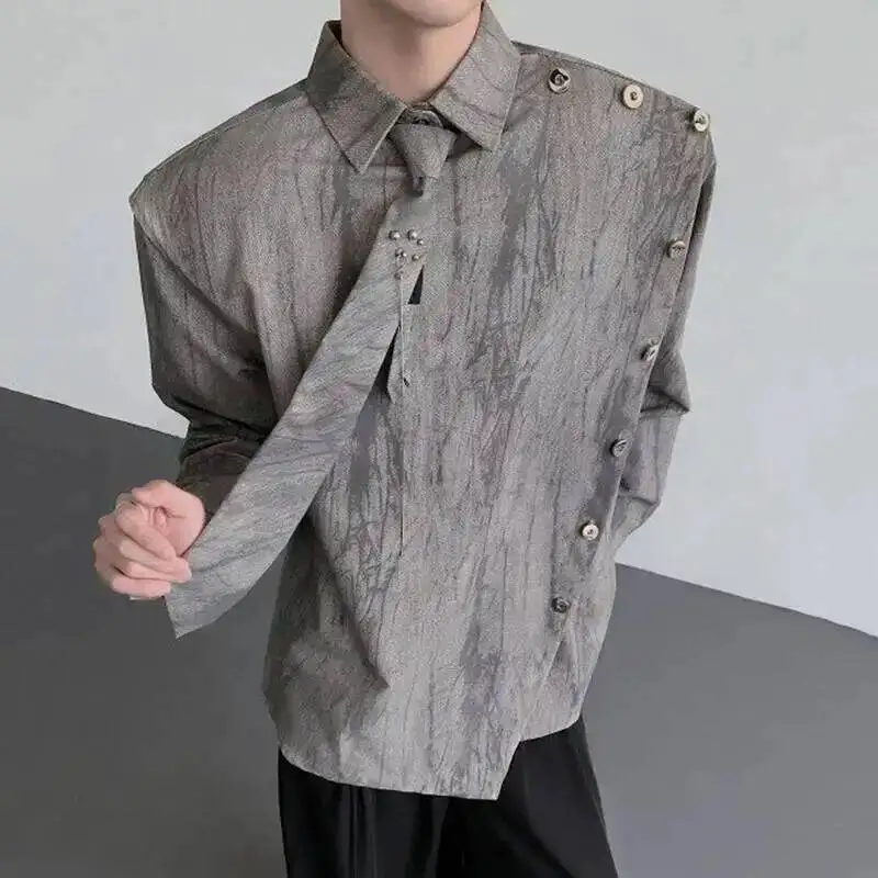 Niche Design Men Long Sleeve Shirt  Gradient Color Metal Chain Tie Asymmetric Collar Padded Shoulder Shirts 9W5ARV