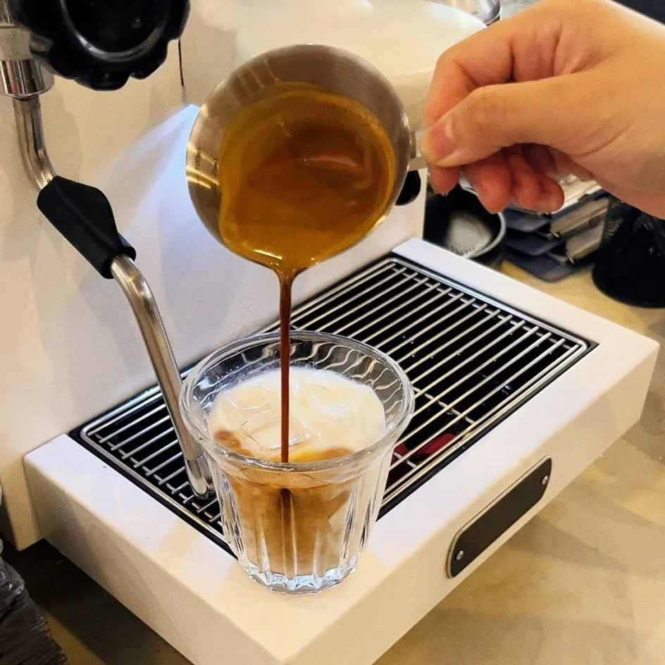100ML Espresso Measuring Cup Stainless Steel Coffee Measuring Jug with Handle & Spout Espresso Shot Pot Coffee Accessories