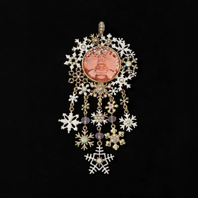 Medieval vintage Moen face pendant Christmas snowflake moonstone magnetic attraction medieval necklace fringed medieval