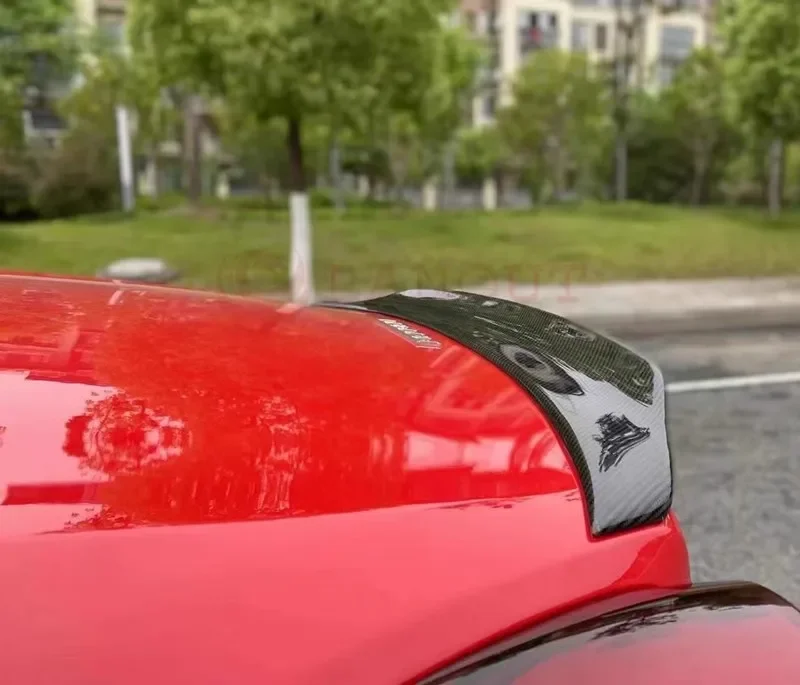 Carbon Fiber Car Trunk Spoiler for Ferrari California T 2015-2018