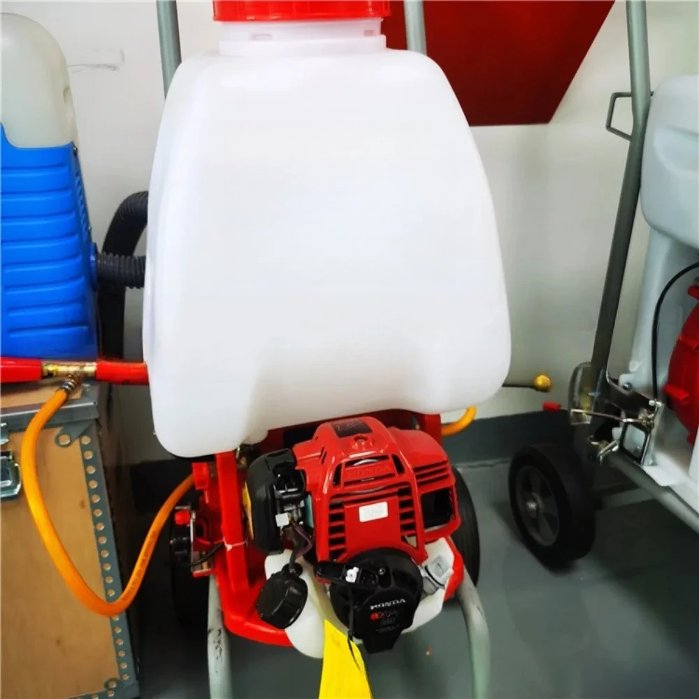 Knapsack four-stroke power sprayer