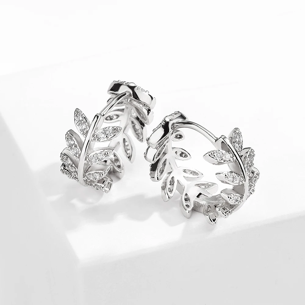 Delicate Leaf Ear Ring With Shiny For Women Silver Color/Gold Color Fashion Hoop Earrings Fancy Girl Gift Jewelry image 2