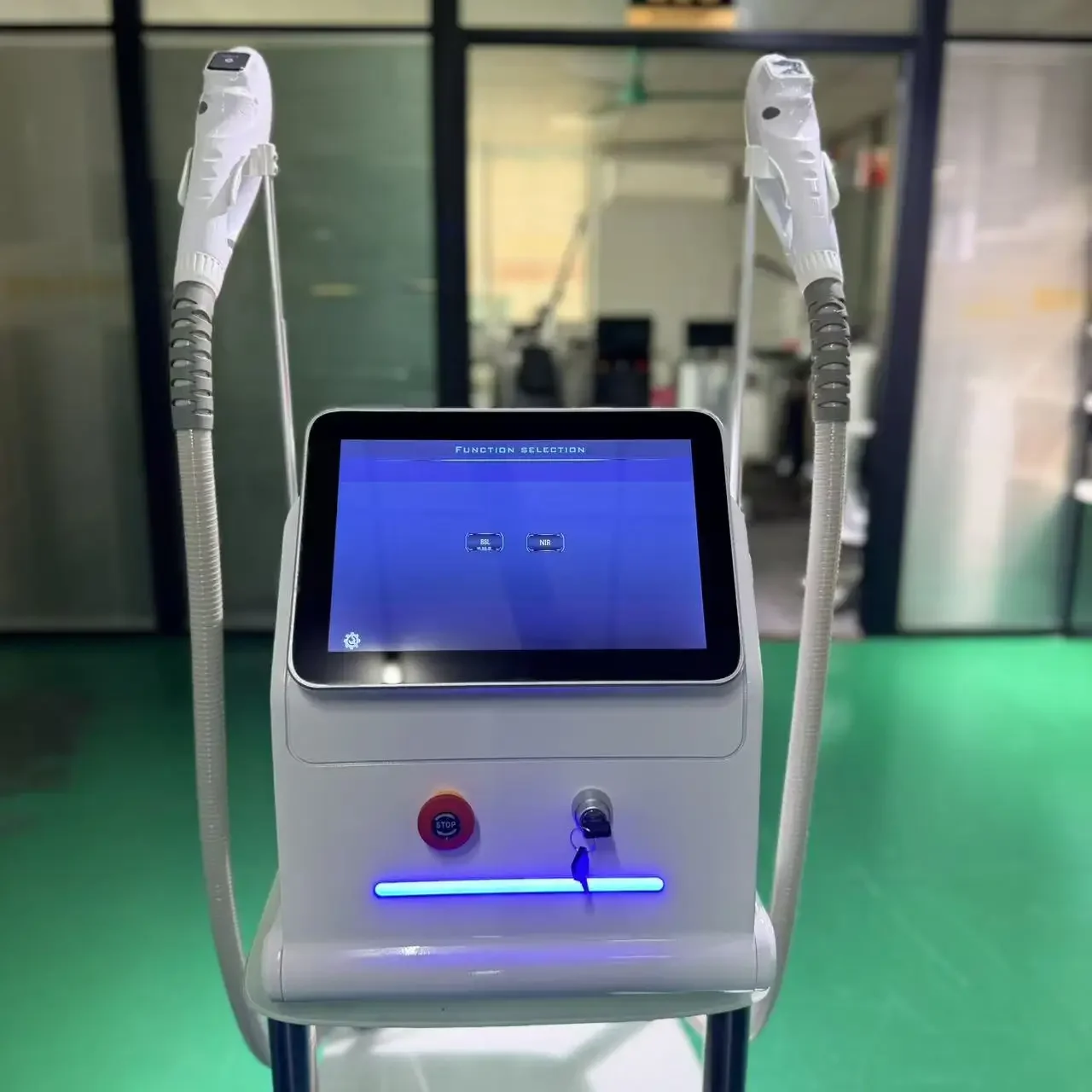 Super Large Energy BBL BroadBand Light Machine Rapid Skin Treatment High Efficiency Beauty Salon Device