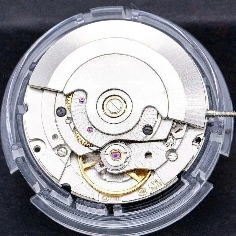 Watch V8 - กลไกนาฬิกา ETA C07.111 รุ่นใหม่ พร้อมการรับรอง V8