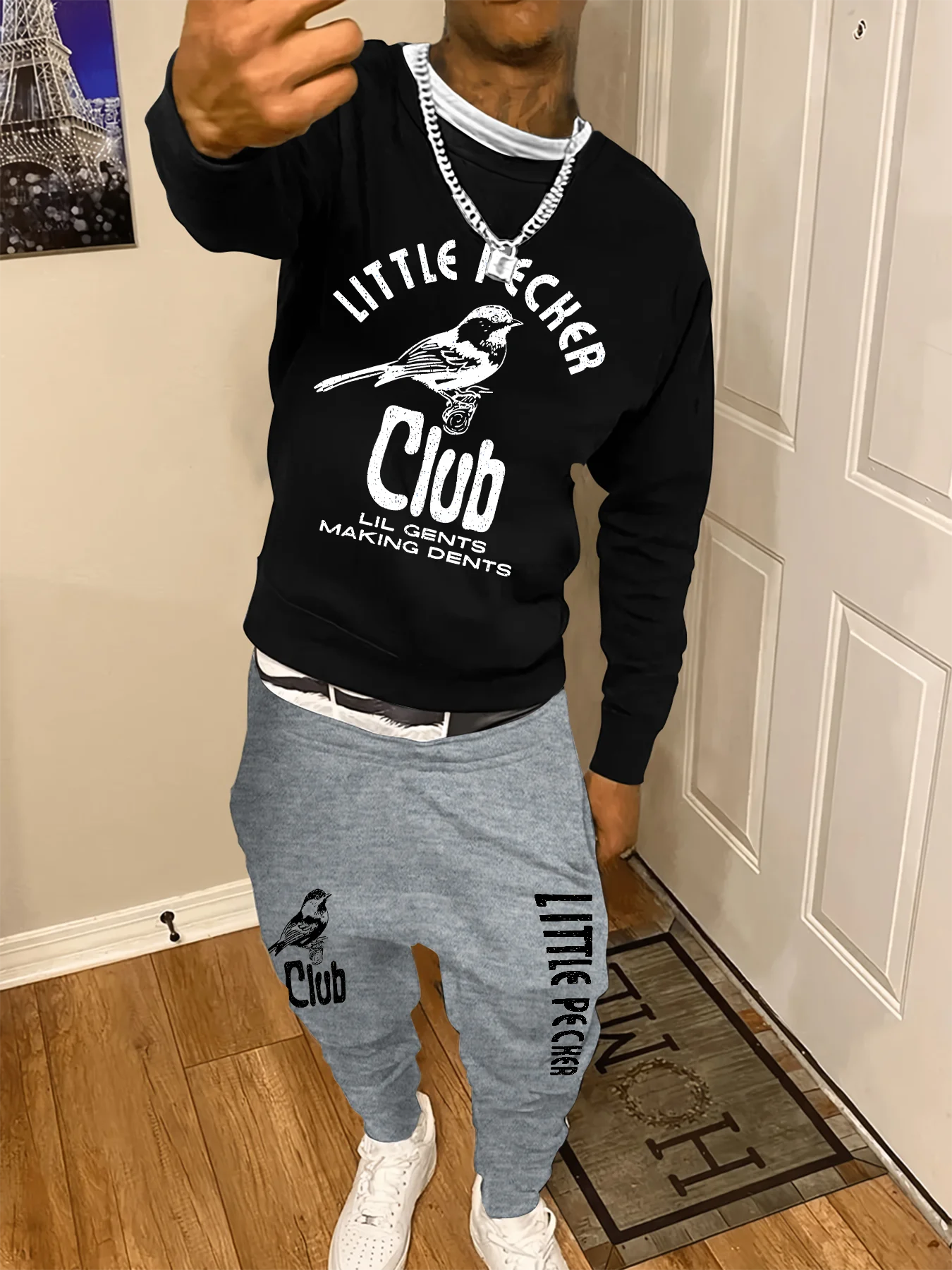 

Round neck pullover sweatshirt suit With birds, "LITTLE PECKER Club" and other text patterns, retro street wear everyday
