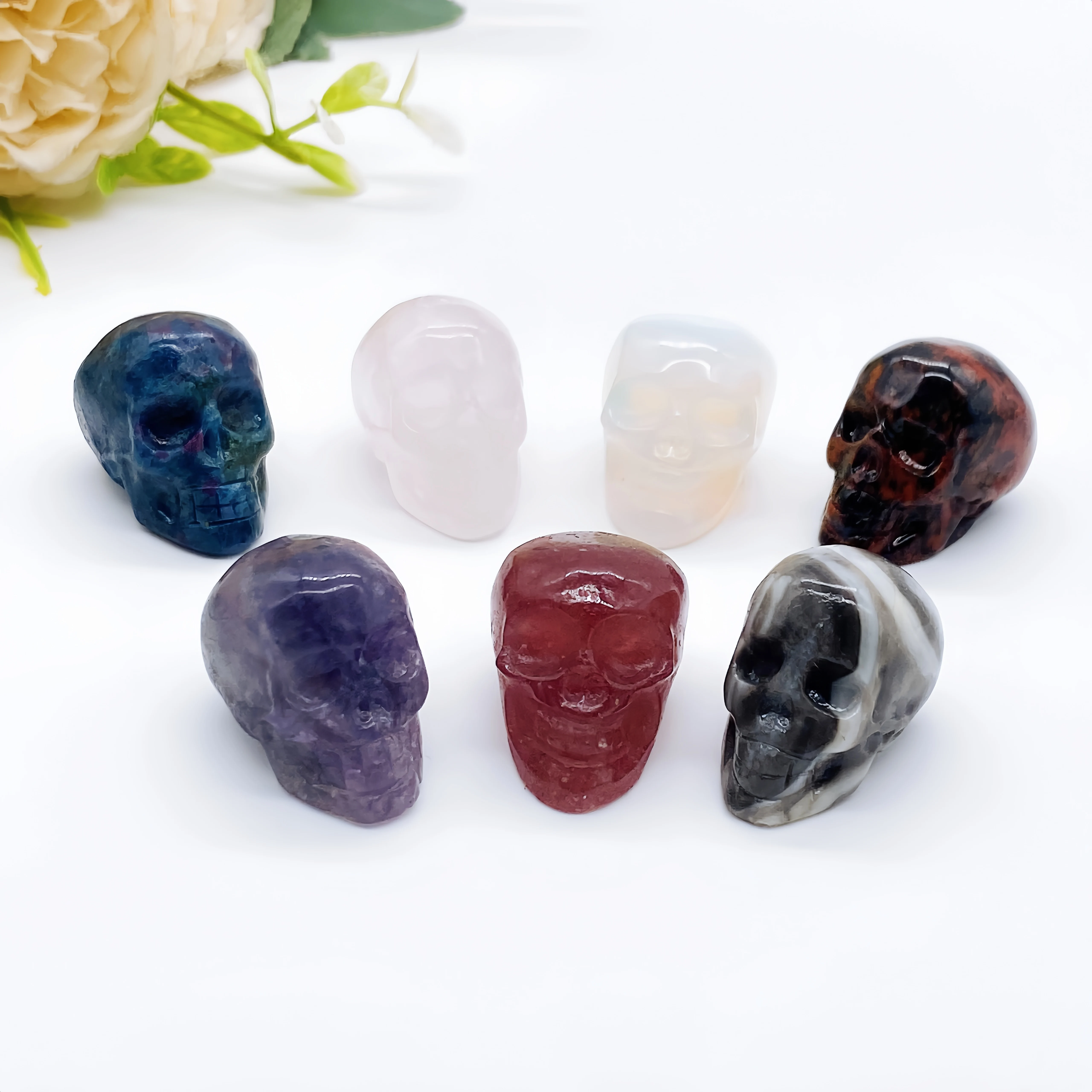 30mm Natural Crystal Mini Skull Head Statue Quartz Stone Cranium Witchcraft Figurine Hand Carved Home Decor Halloween Gift