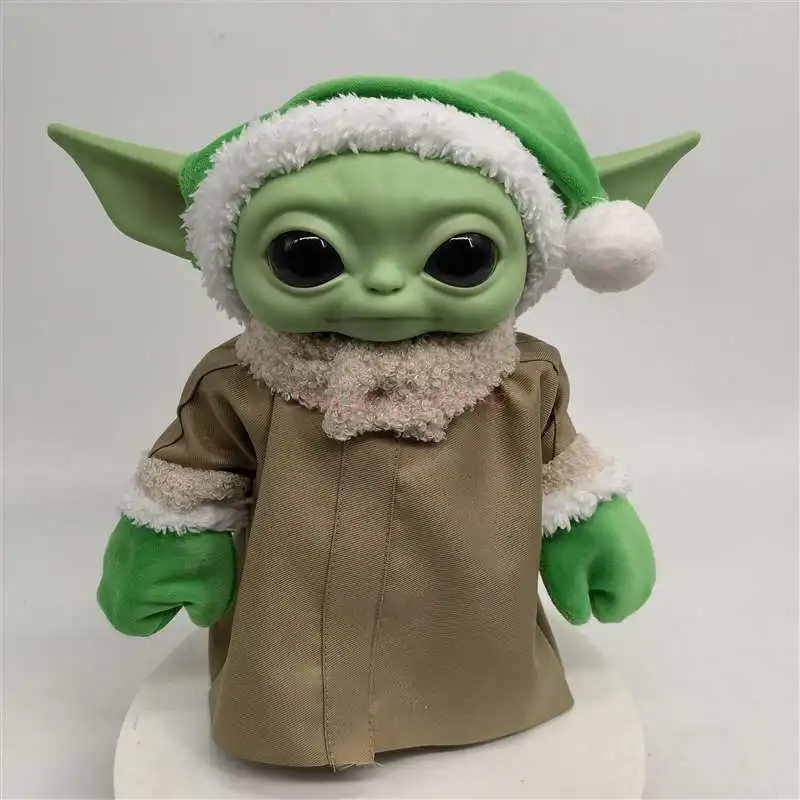 Star Wars Yoda bébé en plastique en peluche tissu robe style figurine enfants jouet bureau ornements poupée mandalorien modèle cadeau de noël