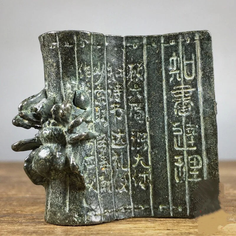 

Antique bronze carvings spider bronze book ornaments retro paperweight pen holder study desktop decoration