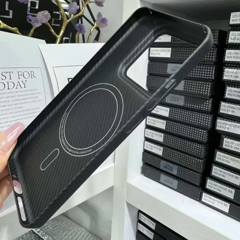 MagSafe Case For Xiaomi 14 Carbon Fiber Case Aramid Fiber Slim Phone Case Back Cover For Xiaomi 14 Pro Phone Accessories