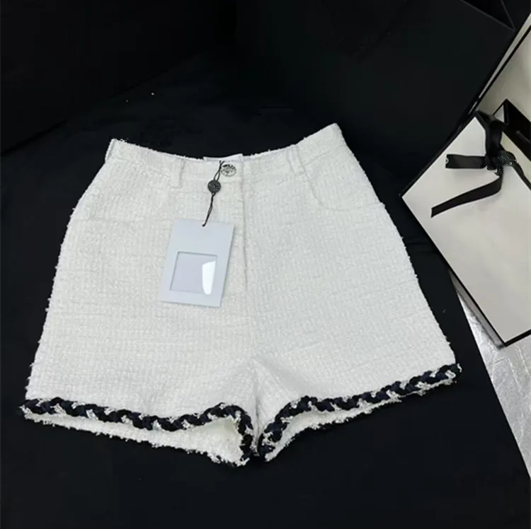 Customization European women's fashion 2026 spring new styles Long-sleeved single-button tweed coat and short pants set