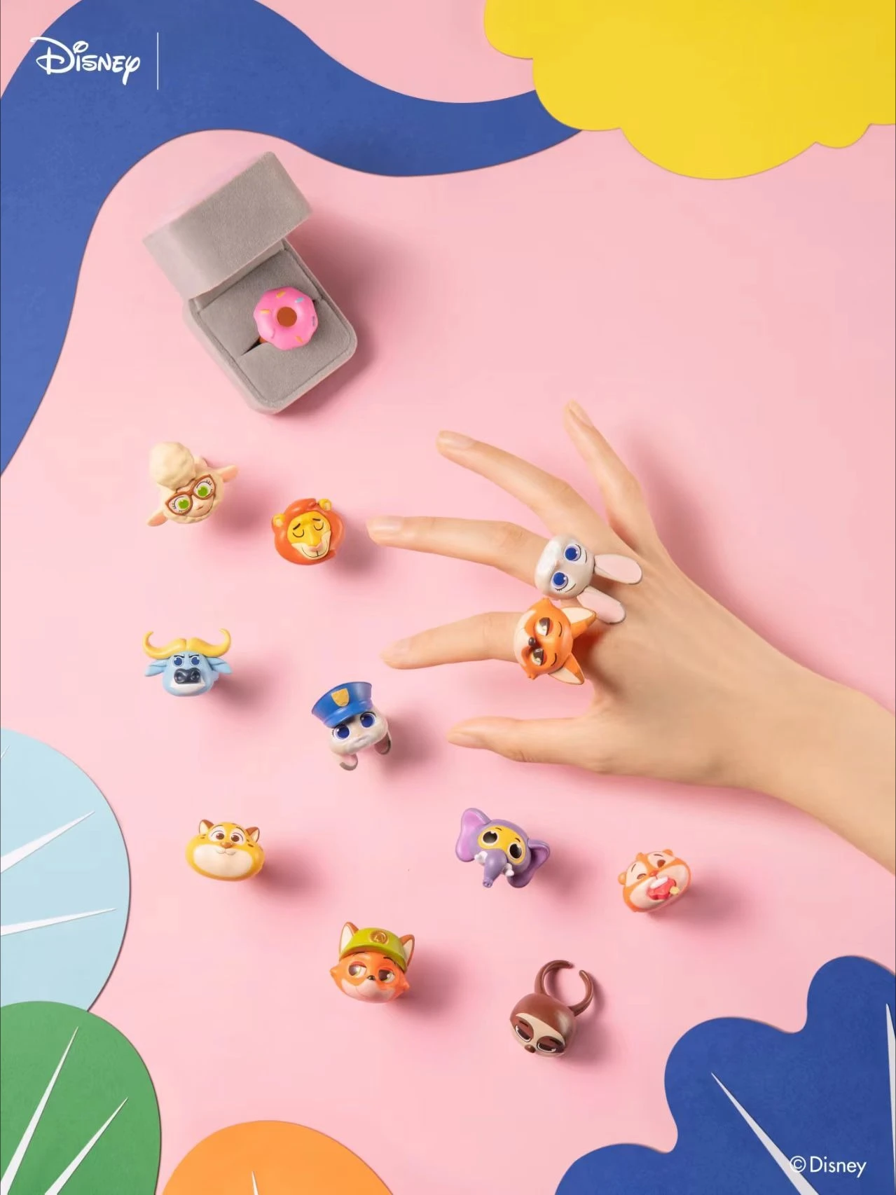 

Adorable Disney Zootopia Mystery Mini Rings, Surprise Blind Box Animal Themed Collectible Ring Gift for Kids and Fans