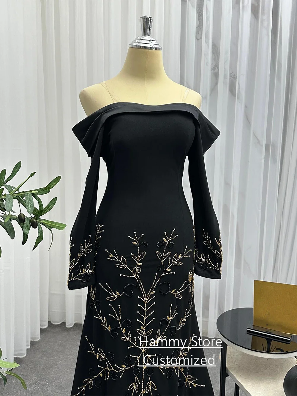 فستان سهرة بأكمام طويلة ورقبة قارب مخصص أنيق مطرز بالخرز ومطرز سويب تراين رداء De Soiree فستان حفلات عربي