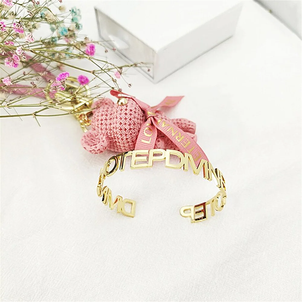 Customized Letter Name Bracelet/Personalized Bangles Men Women's Stainless Steel Bracelets Letters Gift