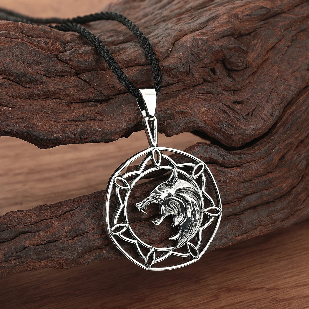 Punk Witcher Medallion Geralt Of Rivia Wolf Head Pendant Necklace For Men Women Slavic Viking Lotus Flower Amulet Jewelry Gifts