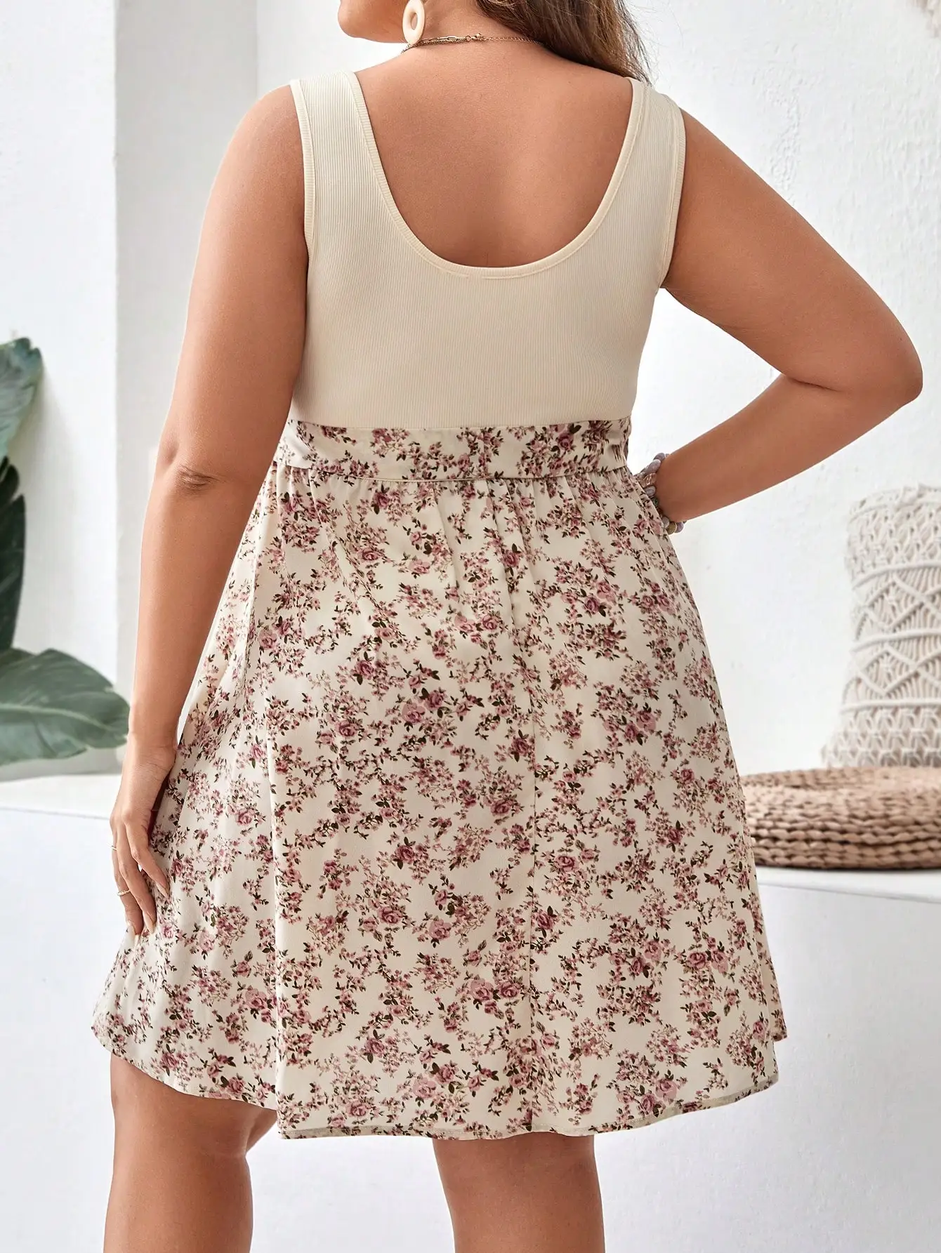 

Летнее платье в стиле бохо с цветочным принтом и поясом для женщин, пляжный сарафан, наряд для отпуска