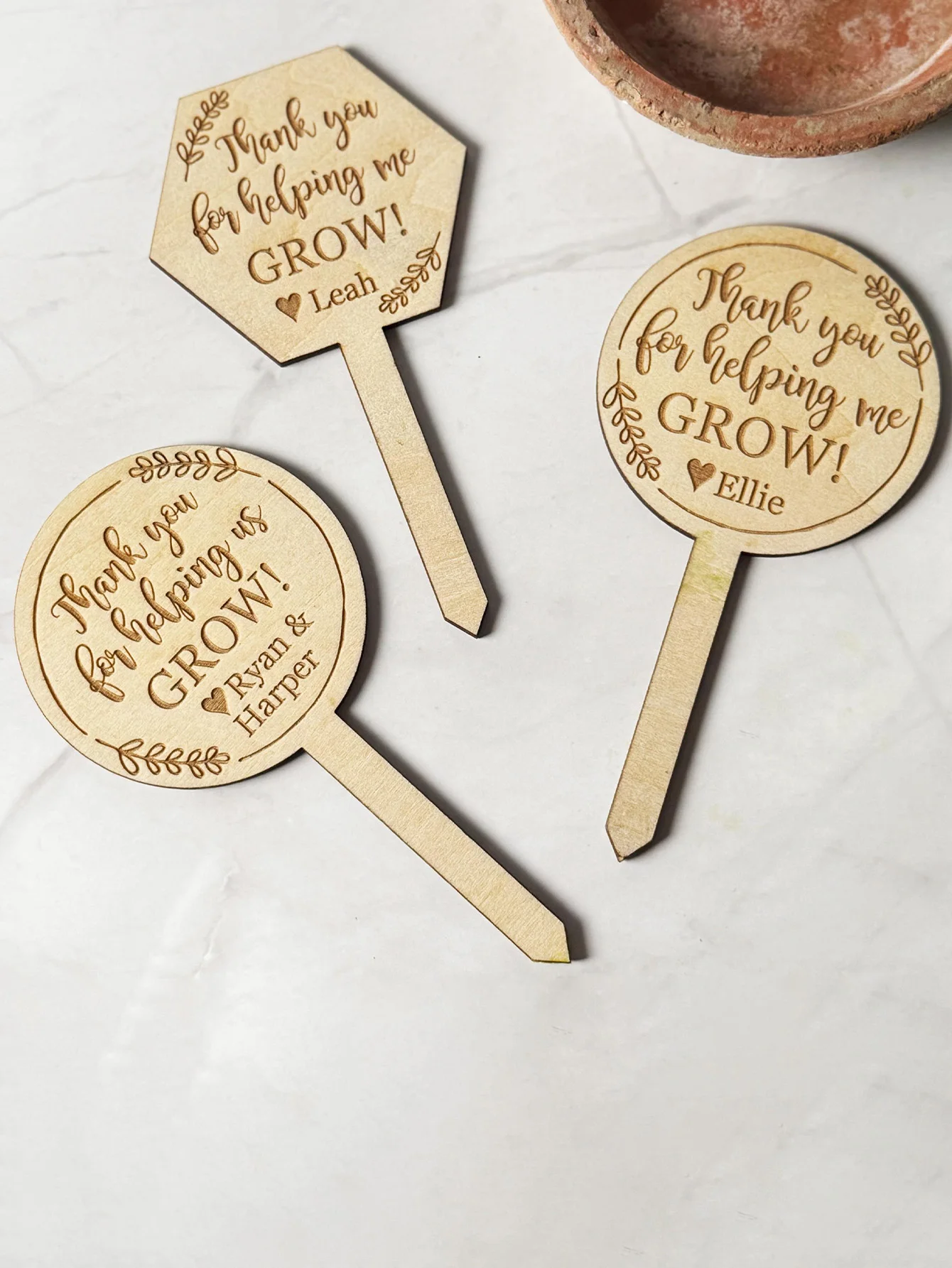 قطعة واحدة من علامة النباتات الخشبية المخصصة - اسم محفور شخصي، استخدام نبات بوعاء، نمط مريح، DIY، منقوش بالليزر، غار للاستخدام اليومي المثالي #5