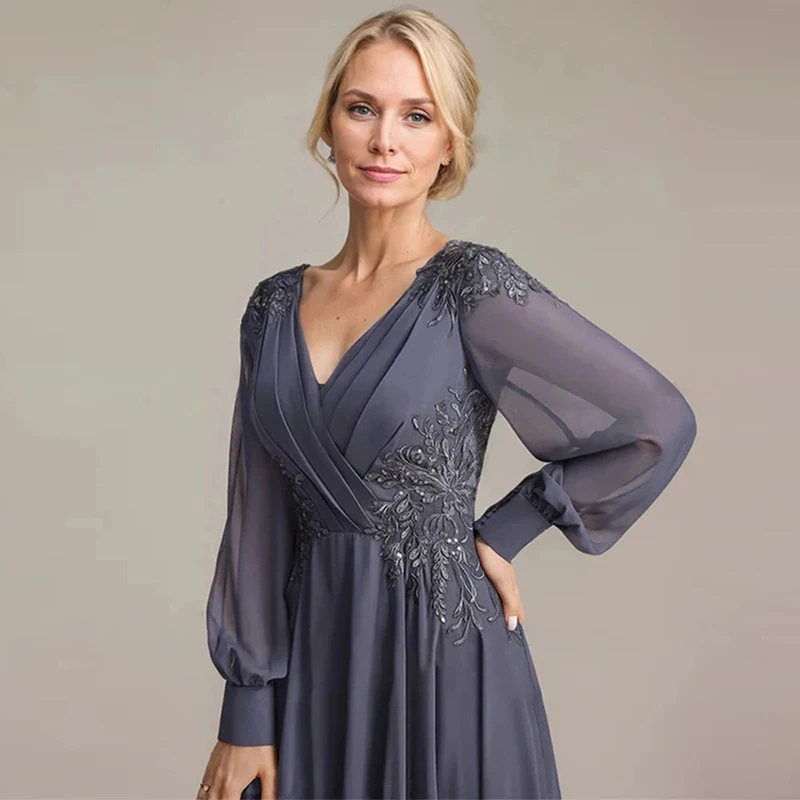 Elegant V-Neck Evening Dress with Lace Appliques Mother of Bride Dresses Long Sleeve Chiffon Formal Gown for Wedding Party Dress