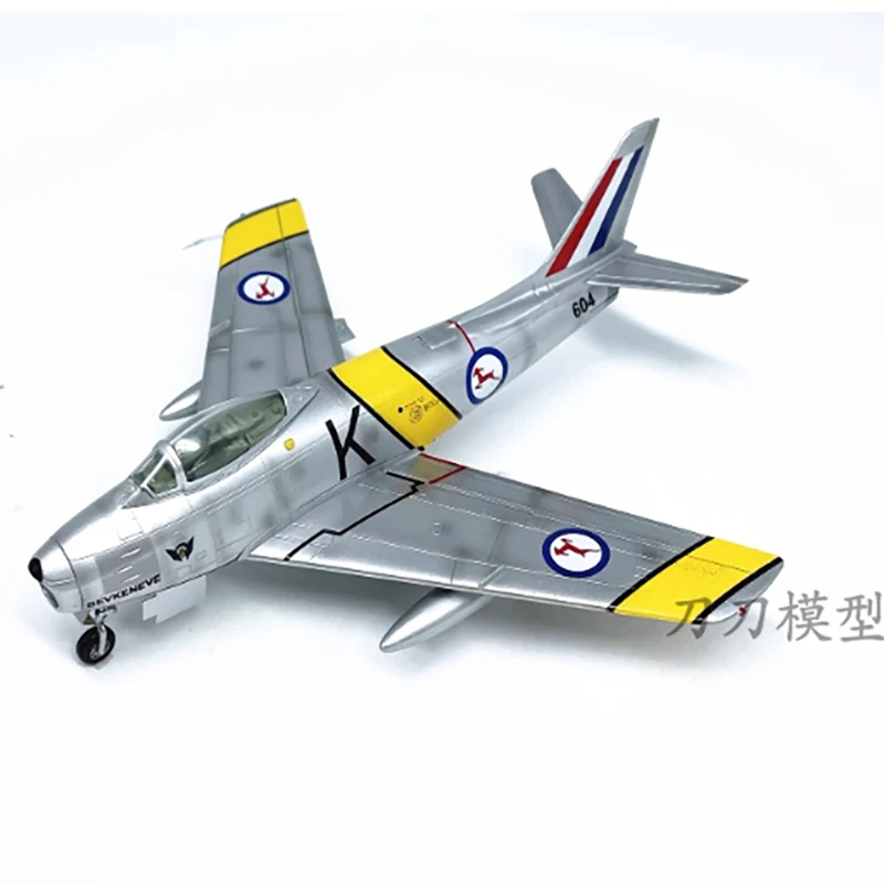 1/72 Scale American F-86F Fighter F86 Aircraft Model Finishied Static Simulation Ornament 37102 Souvenir Gifts For Adult Boy