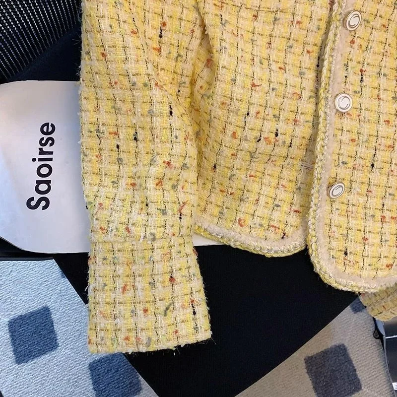 เสื้อแจ็คเก็ตสตรีฤดูใบไม้ผลิฤดูใบไม้ร่วงใหม่สีเหลือง Tweed น้ําหอมขนาดเล็กเสื้อสั้นเกาหลีแฟชั่น Grace หญิงเสื้อนอก
