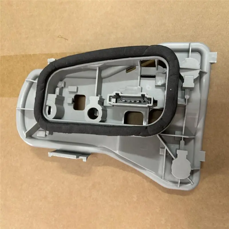 Rear Tail Light Carrier Bulb Holder For POLO 9N N/S 2005-2010-X67A view 4