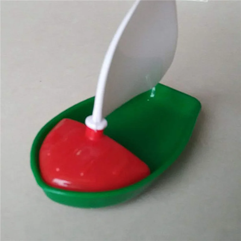 12個のバスボートプラスチック製帆船子供用浴槽セーリングボート（マルチカラー小+中+大サイズ）