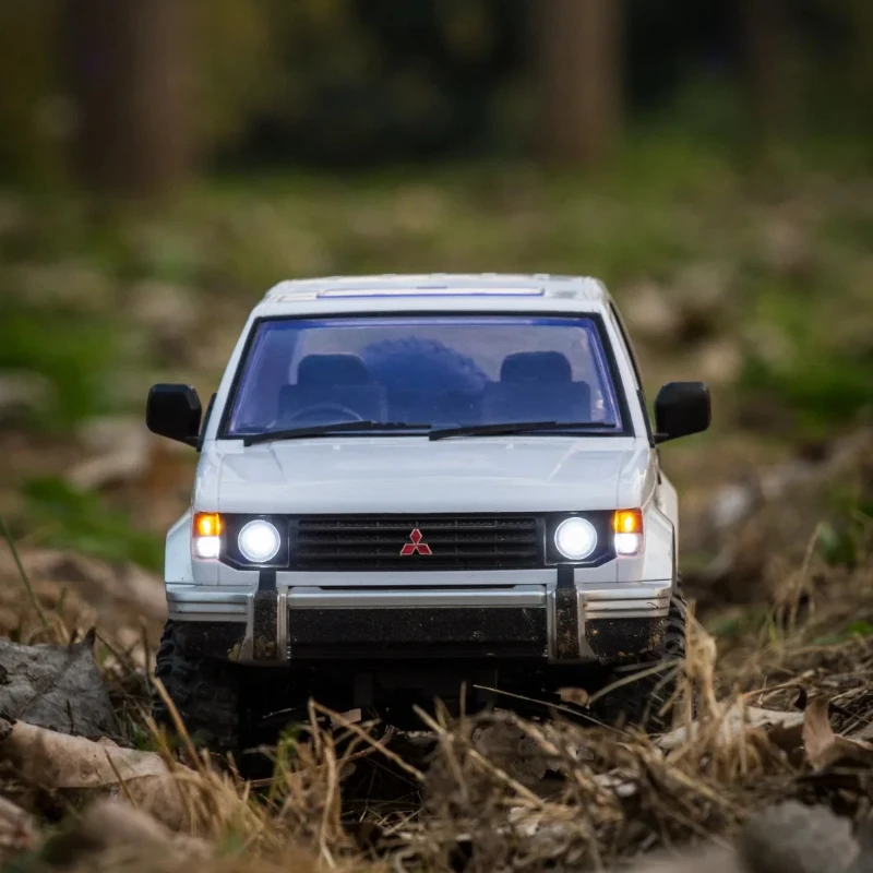 LD12 1:14 Scale Pajero 4WD RC Car DIY Off-Road Crawler Model Kit Remote Control All Terrain Vehicle for Adults Gift
