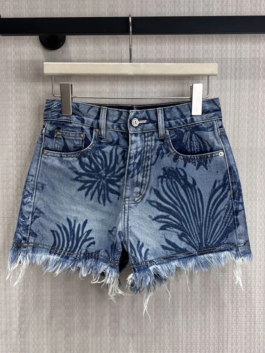 

Washed South Oil Version 26 Women's Jeans Short Pants Slimming Versatile Fashionable Personality Hot Girl Style Age Reduction