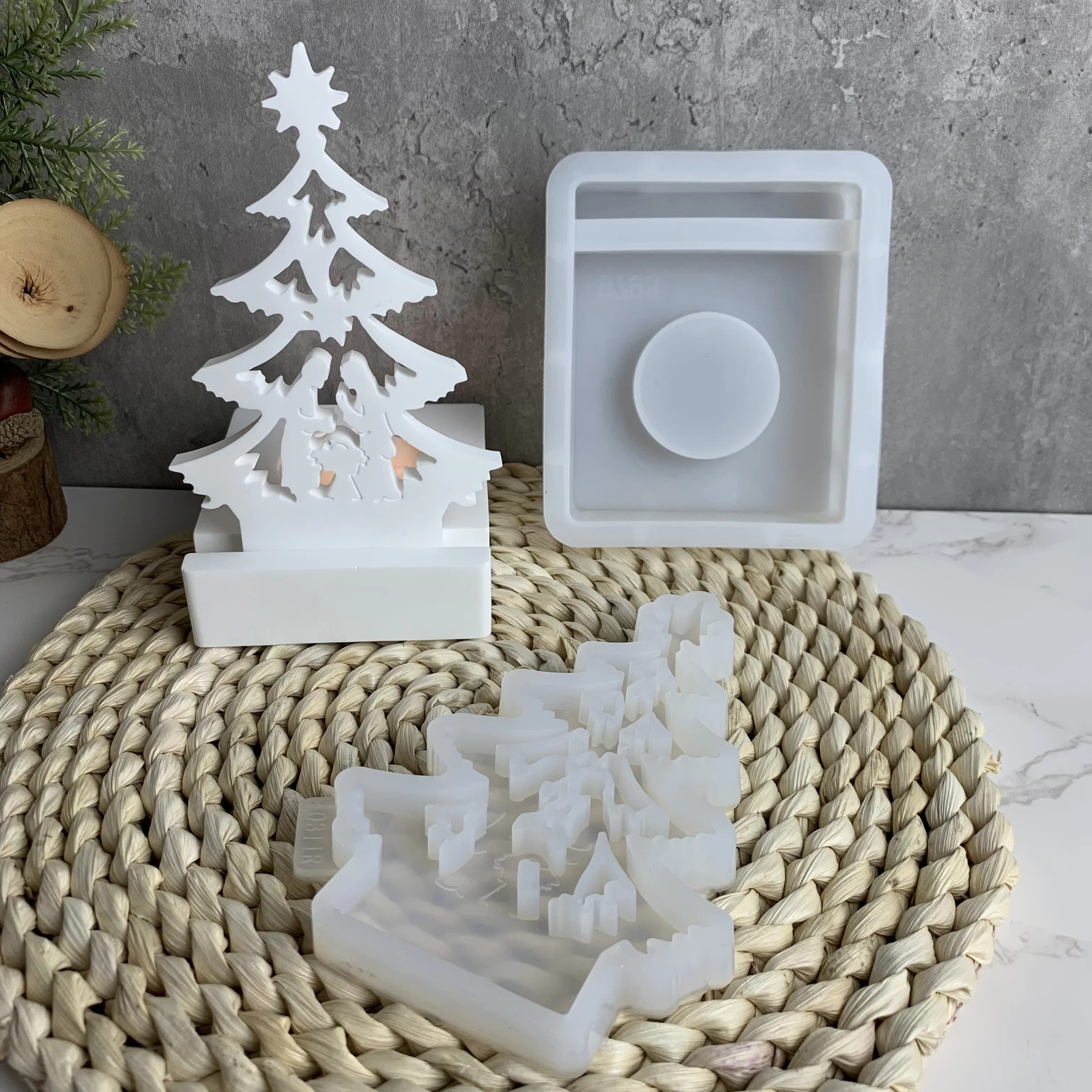 Christmas Tree Jesus Prayer Ornament Silicone Mold DIY Christmas Tree Candlestick Plaster Resin Crafts Making Tools Home Decor