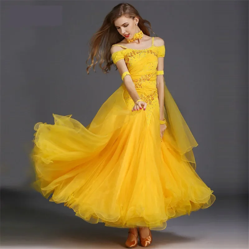 White Ballroom Dress Long Sleeves Waltz Dresses For Ballroom Dancing Foxtrot Dance Dress Standard Ball Dress Sequins Dance Wear