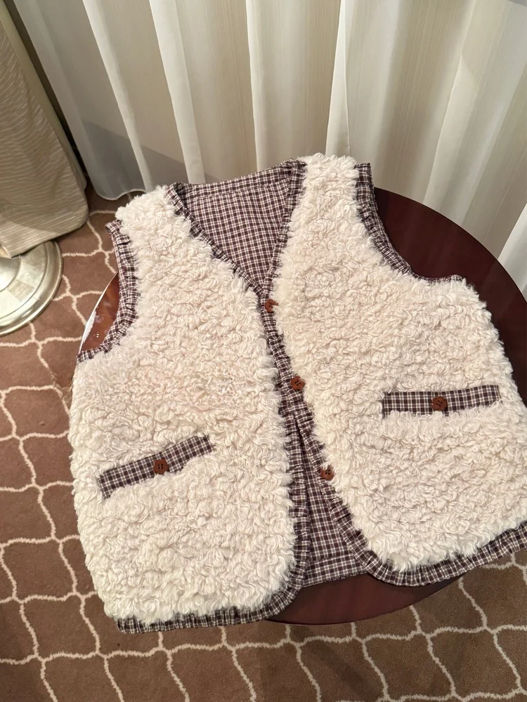 

Жилет Ourbase Harajuku, многослойный, с V-образным вырезом, свободный крой, в клетку, с меховыми вставками, утепленный, зимняя верхняя одежда, с высоким индексом теплосбережения, одинарный...