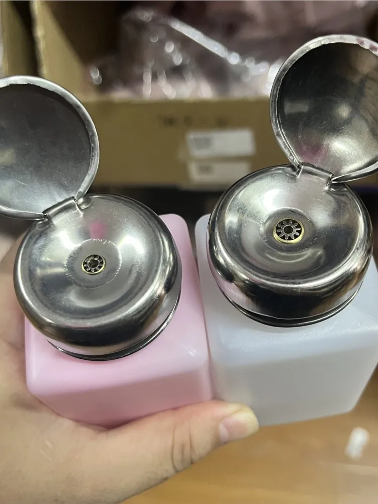 Bouteille push-down en acier inoxydable de 200ml, distributeur d'alcool, bouteille rechargeable pour vernis à ongles et démaquillant, non parfumé et Durable *