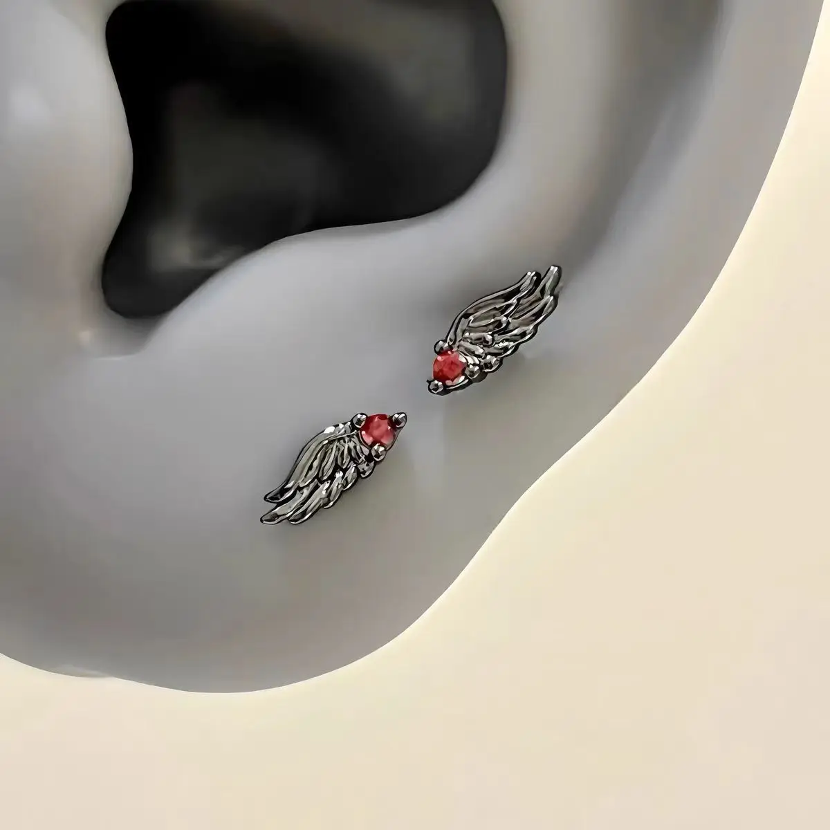 Creative Angel Wings Earrings Stud for Women Luxury Zircon Shiny Crystal Cross Silver Color Earrings Studs Fashion Jewelry Gifts