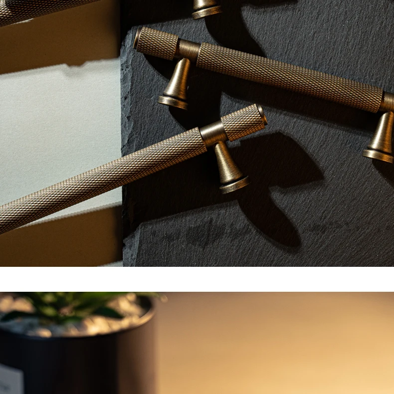 Santaya Solid Antique Brass Handles With Knurled Cross Pattern for Kitchen Cabinet T Bar Pull Bedroom Wardrobes and Drawer Knobs