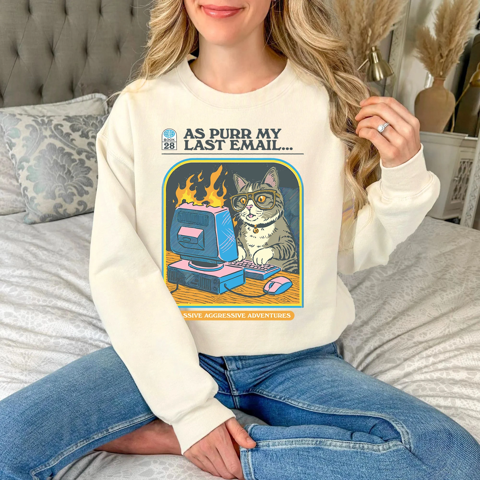 

Женская толстовка с принтом «Кошка играет в компьютерные игры», повседневная мягкая толстовка с круглым вырезом, одежда унисекс, осенние свободные флисовые пуловеры