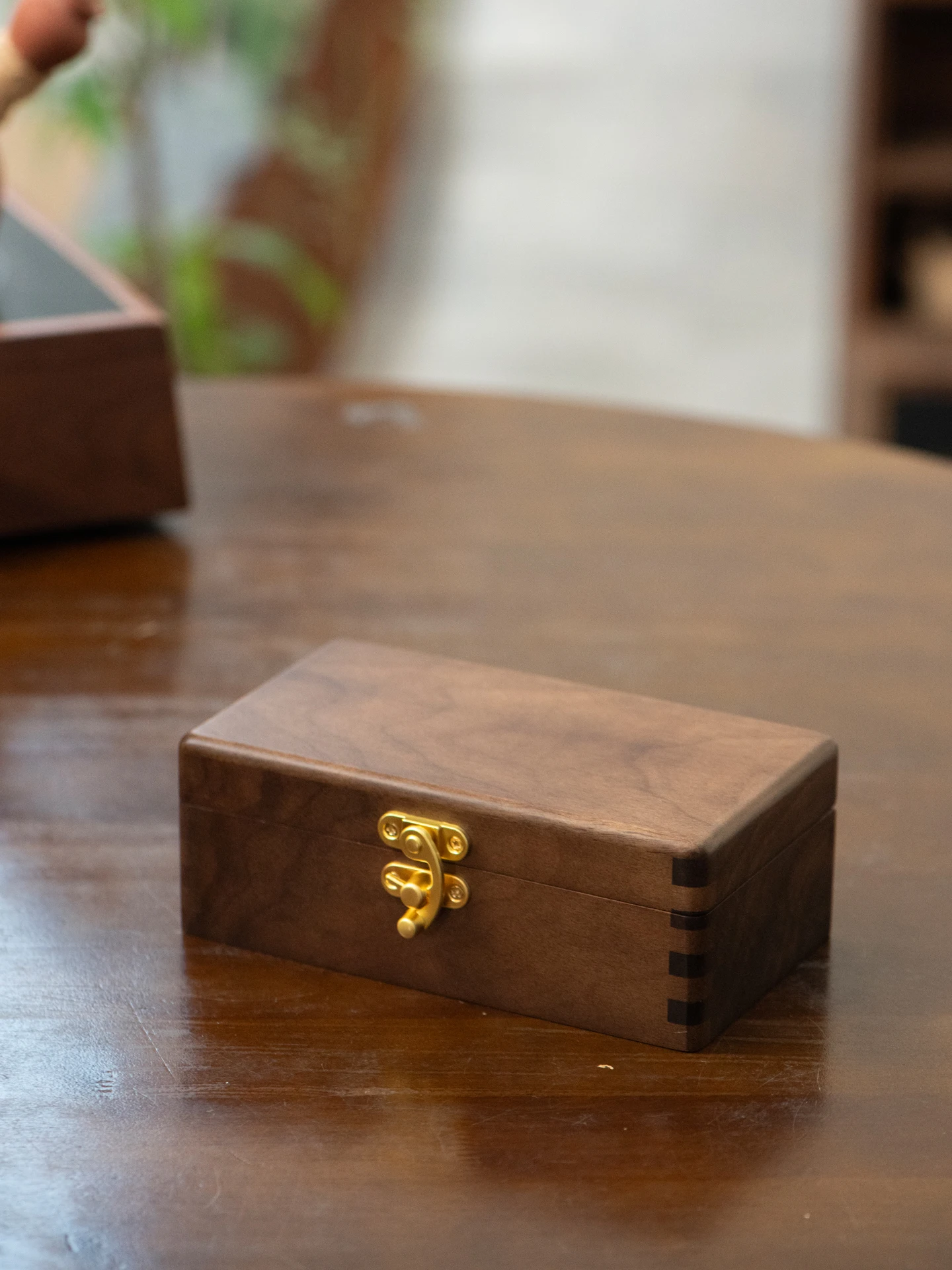 Black Walnut Wood Gold Bar Storage Box Discreet Money Box Vintage Style Handmade Rectangular Cover Flip Open Velvet Interior