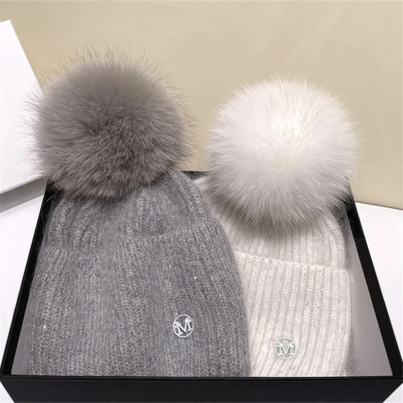 

Real fox Fur Pom Poms Ball Skullies Beanies Keep Warm Winter Hat for Women Girls Wool Hat Outdoor Knitted Cap Thick Female Cap