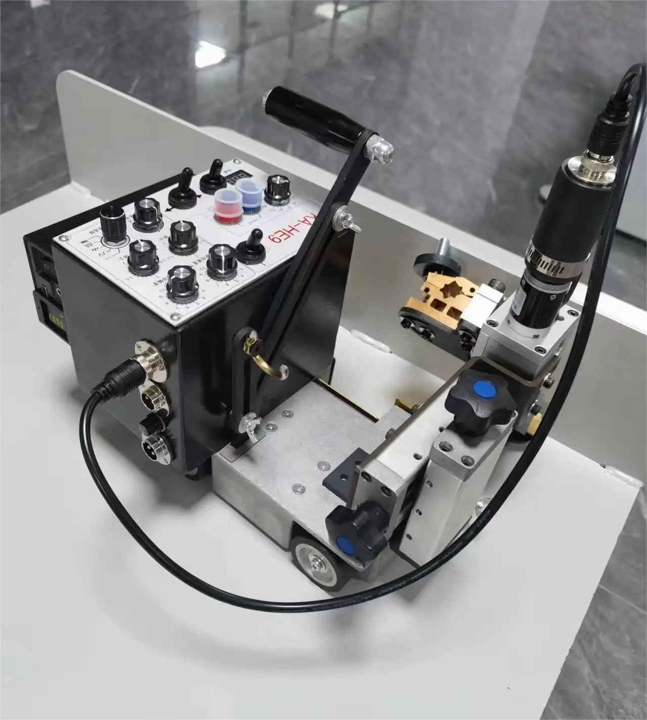 New Welding Robot Automatic Fillet Portable Horizontal Oscillating Straight Seam Stainless Steel Metal Weld Permanent KA-HE9