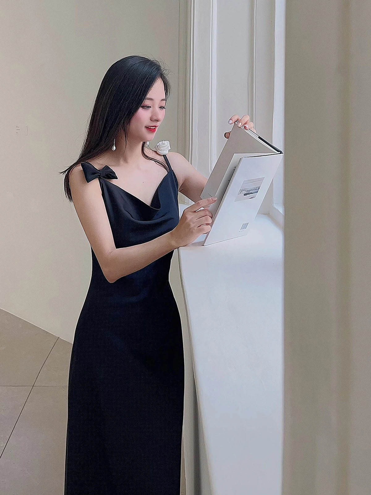 

Hebe Miss Slimming Handmade Satin Oblique Cut Swing Collar Dr Faionable Ele Sle without Sve