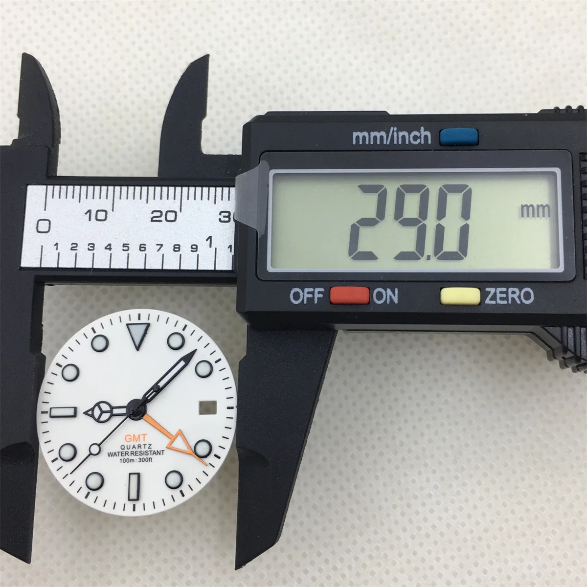 BLIGER 29 มม.ควอตซ์ GMT dial สีขาวสีดํา dial เหมาะกับ RONDA 515 การเคลื่อนไหวควอตซ์อะไหล่นาฬิกา