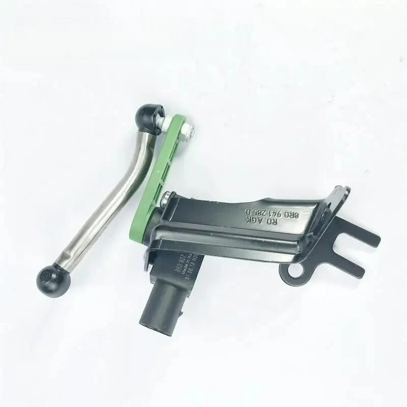 8R0941285F Left Headlight Level Sensor for Audi Q5/SQ5 2.0L/3.0L – 8R0 941 285 F, OEM-Spec Precision