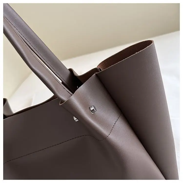 Large Capacity Tote Bag Women's New Retro Versatile College Student Texture Class Travel Commuting PU Bag