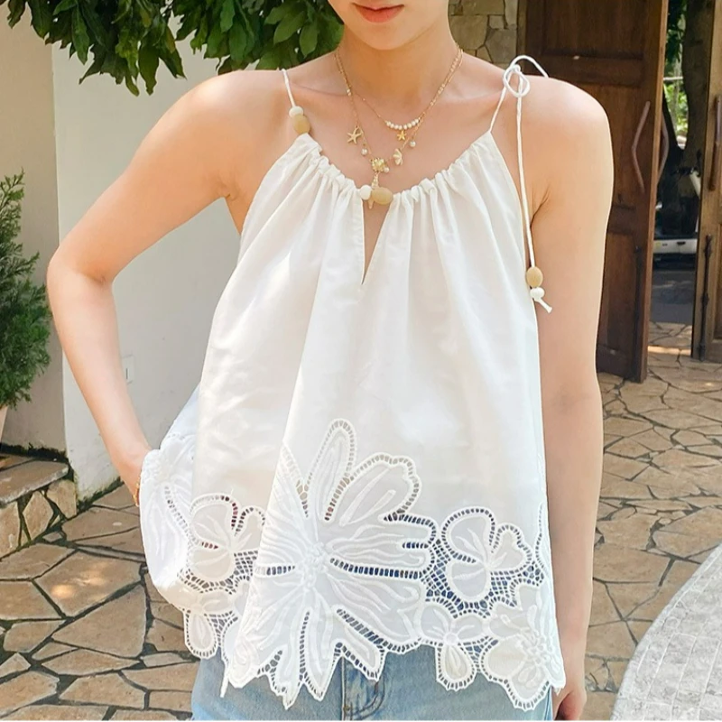 

French Style Boho Tanks Camis Camisole Women Sexy V Neck Cotton Floral Eyelet Embroidery Trim Tie Strap Beach Holiday Ladies Top