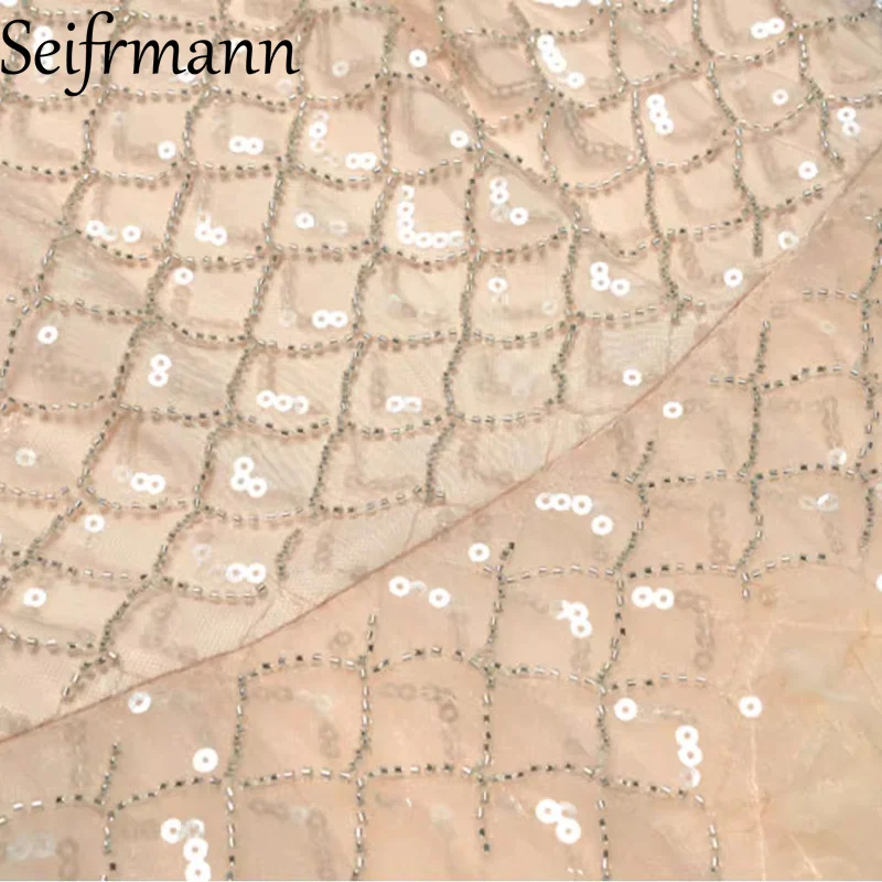 Seifrmann round neck long sleeved sequined nail bead waist cinched mesh princess style long dress 2025 autumn