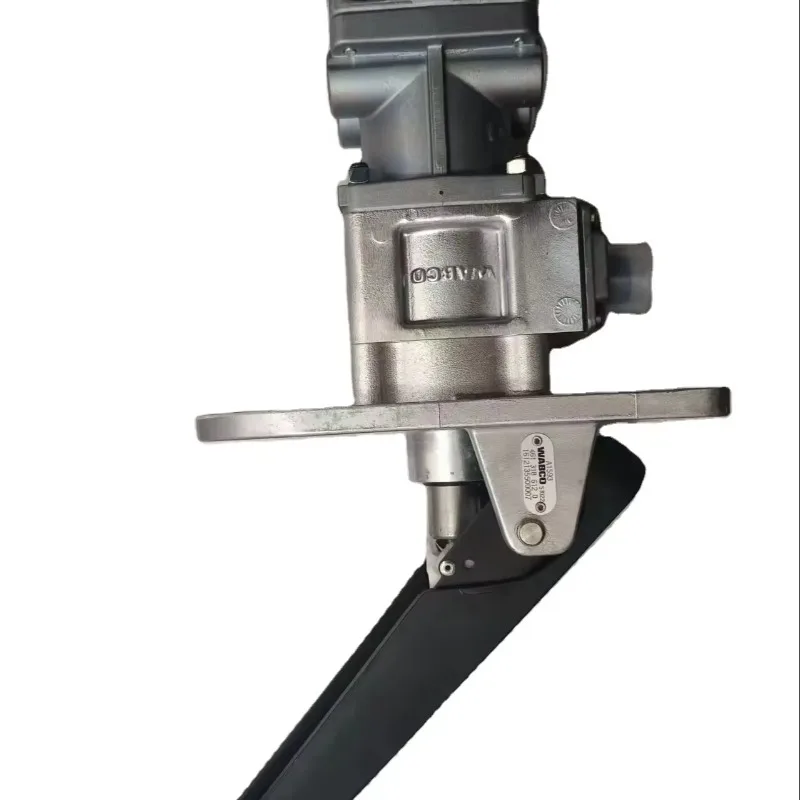 Air Brake Systems  Conventional Braking Components  Foot Brake Valve    Hand Tools Drag X