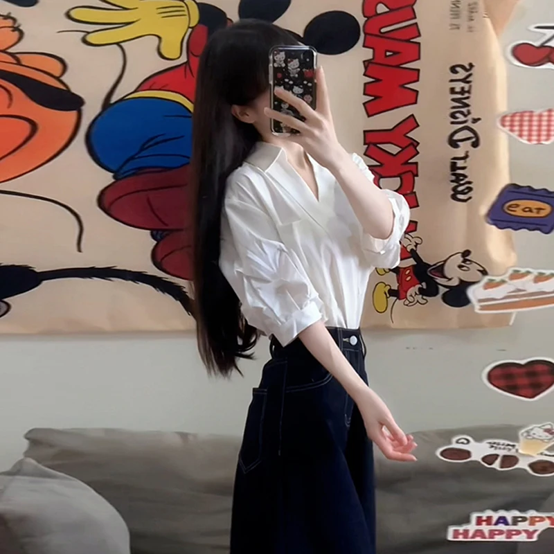 

Elegant White Commute Shirt Women's Summer Fashionable Design Cotton Polyester Blend Regular Length Beautiful Top