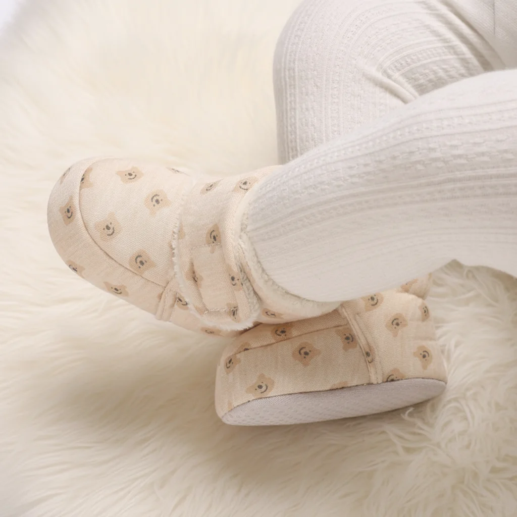 

New Cute Bear Baby Cotton Shoes Comfortable Thickened Princess Shoes Anti-slip Warm Baby Boots Infants Infants Prewalkers